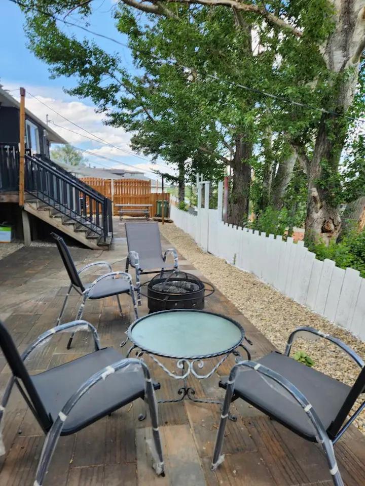 Centre Street Upper 2Bedsuite 4408 YYC 외부 사진
